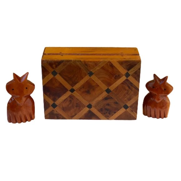 Vintage Wood Hinged Box with Lid + 2 Hand Carved Kitty Cats Middle East - Picture 7 of 15